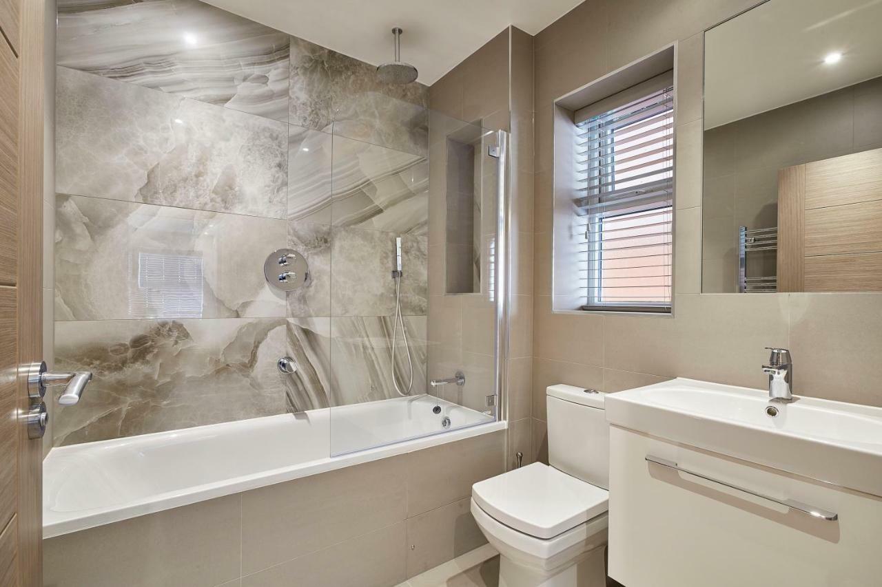 Imperial Court By Viridian Apartments Maidenhead Exterior photo