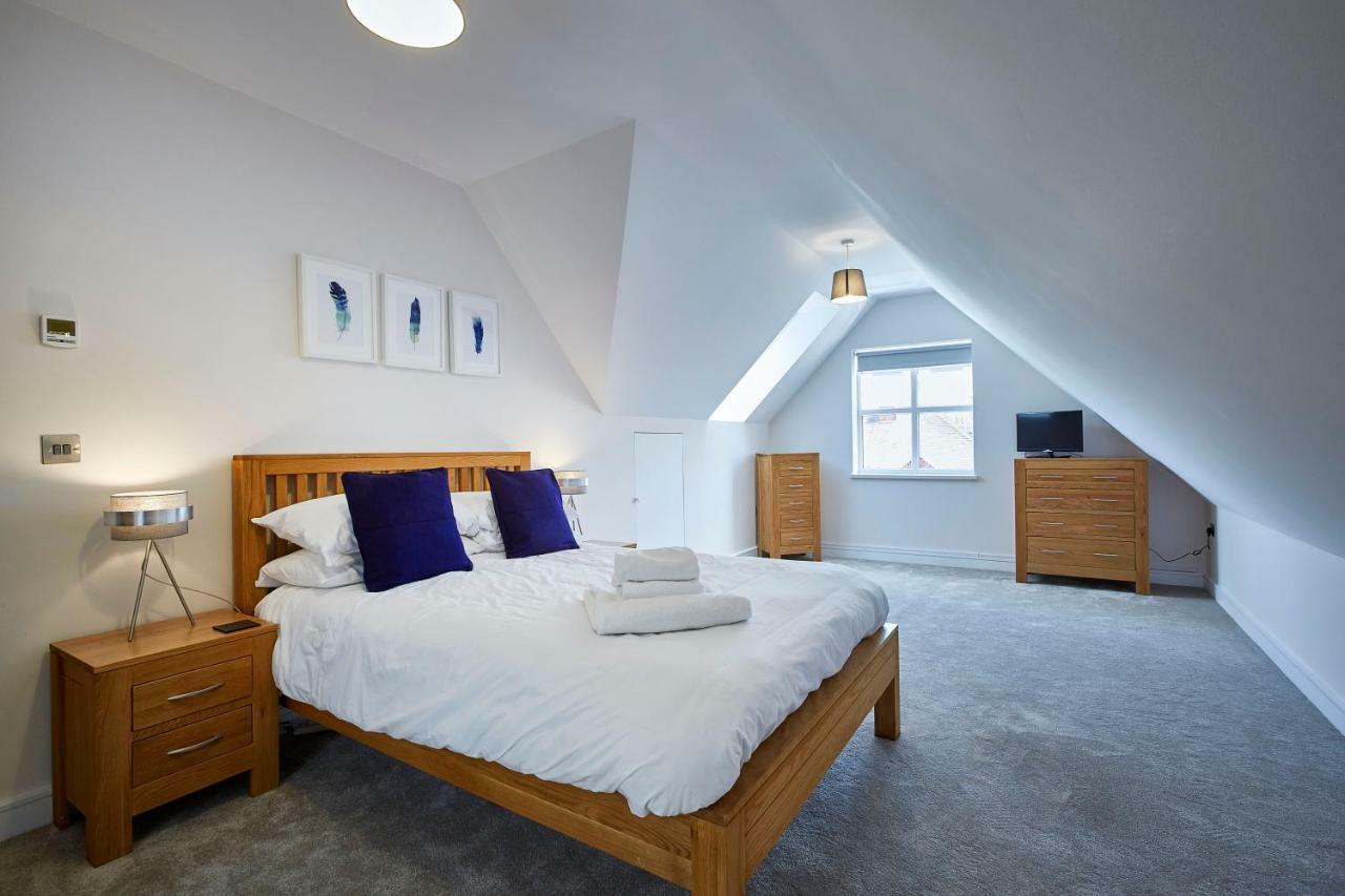 Imperial Court By Viridian Apartments Maidenhead Exterior photo