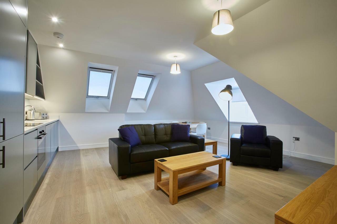 Imperial Court By Viridian Apartments Maidenhead Exterior photo