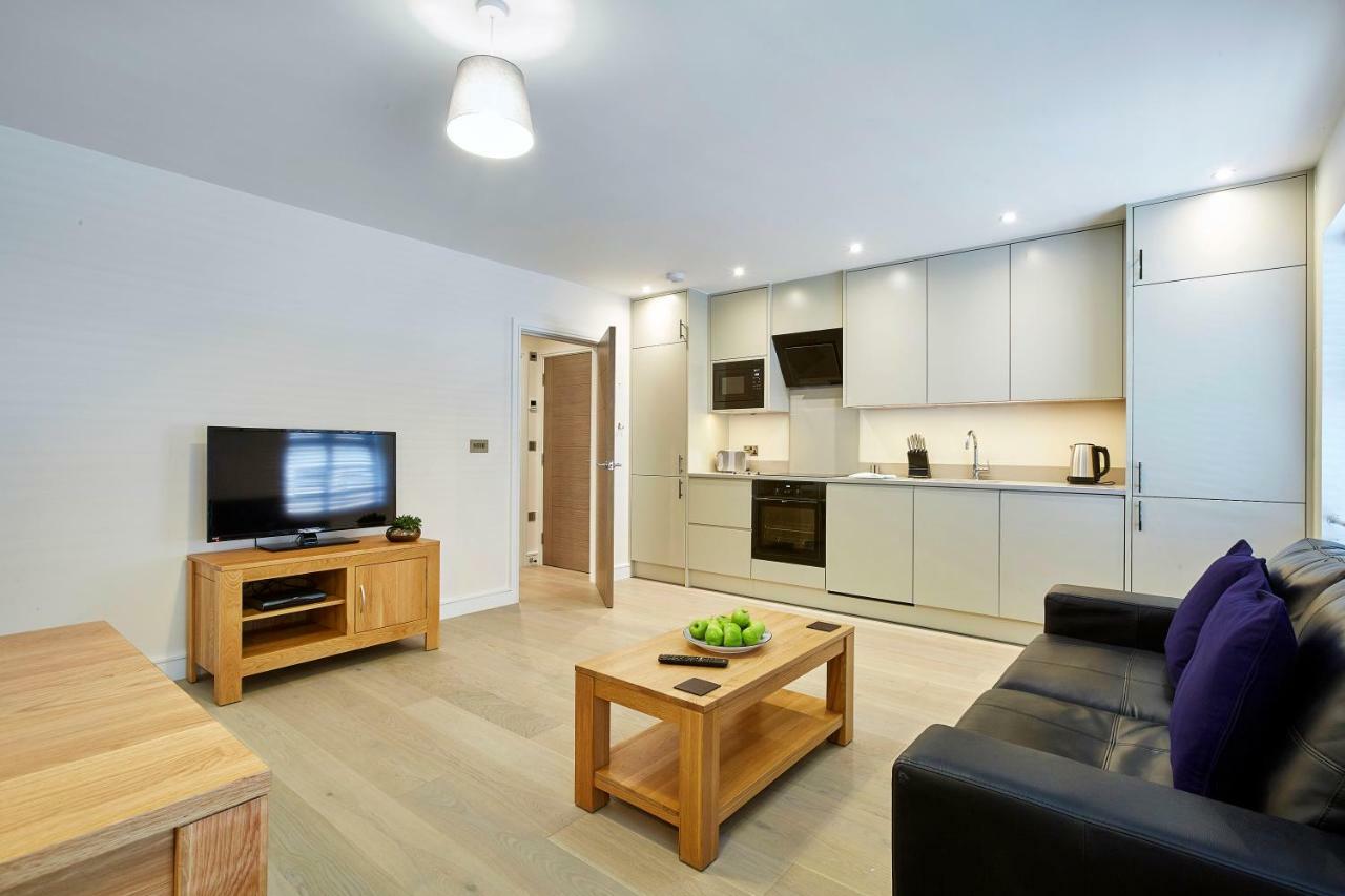 Imperial Court By Viridian Apartments Maidenhead Exterior photo